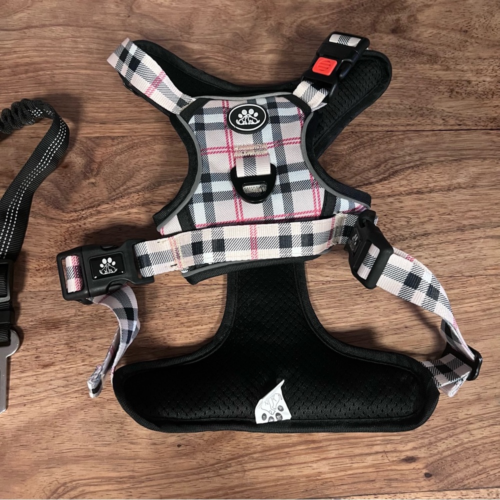 CLEAR OUT SALE! NWOT Plaid Padded Dog Harness with Matching Rope Leash Size L - Picture 3 of 17